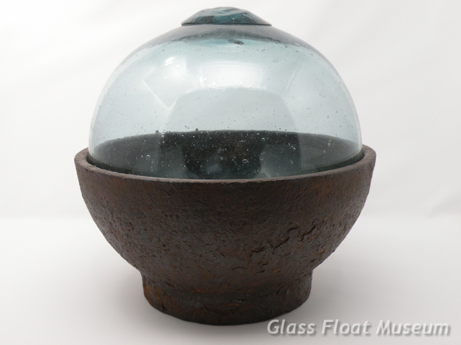 Extremely Rare 10 Inch Cast Iron Mold